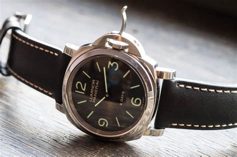 A Week On The Wrist The Panerai PAM 560 Luminor 8 Days 